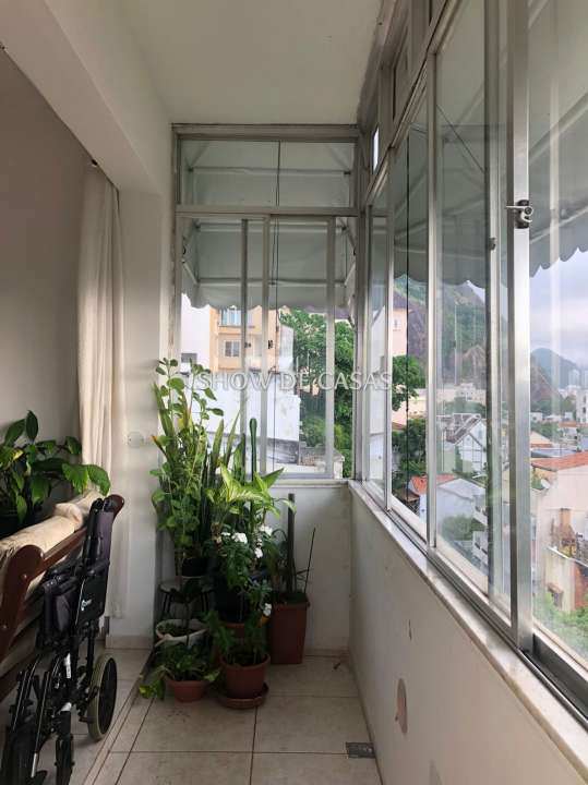 Apartamento à venda com 3 quartos, 70m² - Foto 3