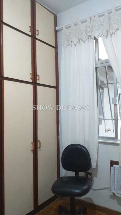 Apartamento à venda com 2 quartos, 85m² - Foto 17