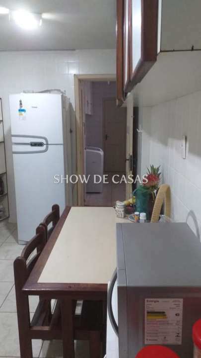 Apartamento à venda com 2 quartos, 85m² - Foto 19