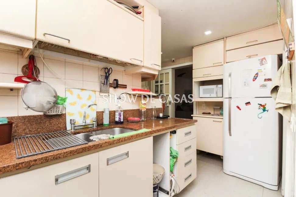 Apartamento à venda com 3 quartos, 107m² - Foto 11