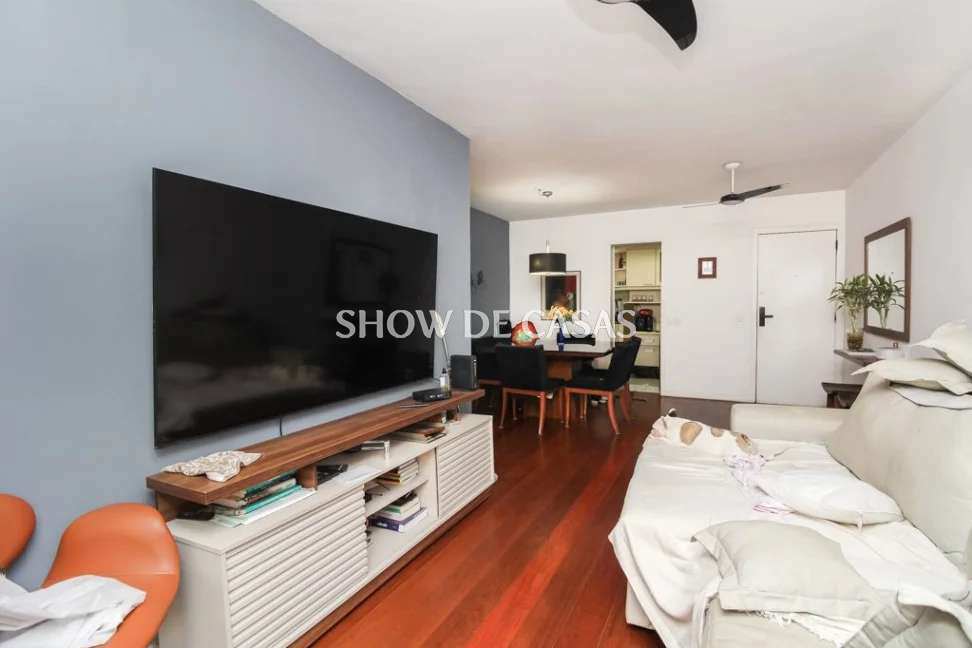 Apartamento à venda com 3 quartos, 107m² - Foto 2