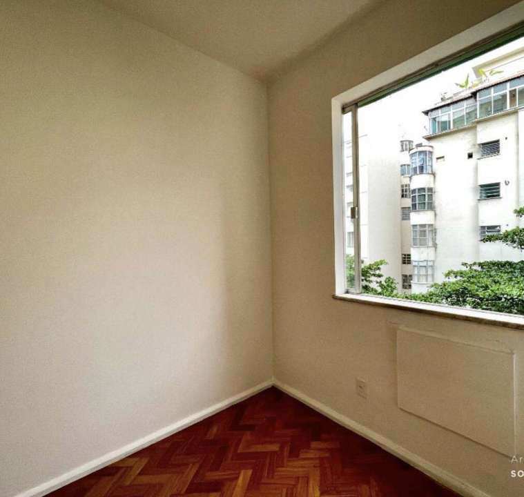 Apartamento à venda com 3 quartos, 112m² - Foto 11