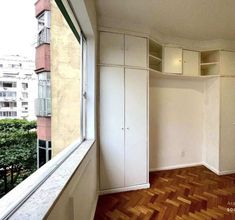 Apartamento à venda com 3 quartos, 112m² - Foto 13