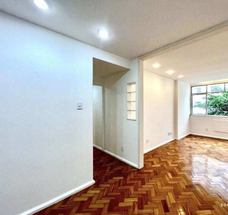 Apartamento à venda com 3 quartos, 112m² - Foto 3