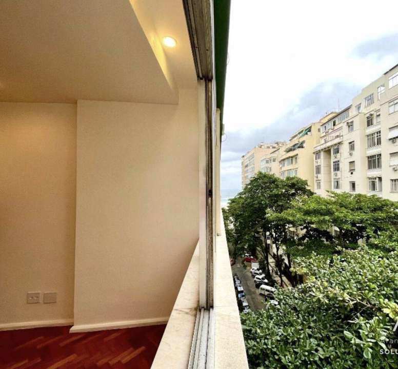 Apartamento à venda com 3 quartos, 112m² - Foto 5