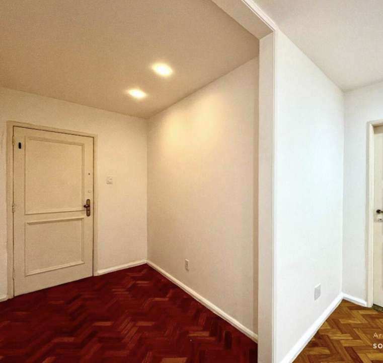 Apartamento à venda com 3 quartos, 112m² - Foto 8