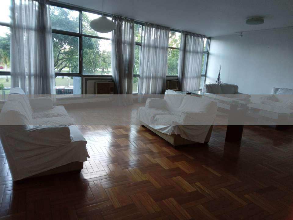 Apartamento à venda com 4 quartos, 300m² - Foto 1