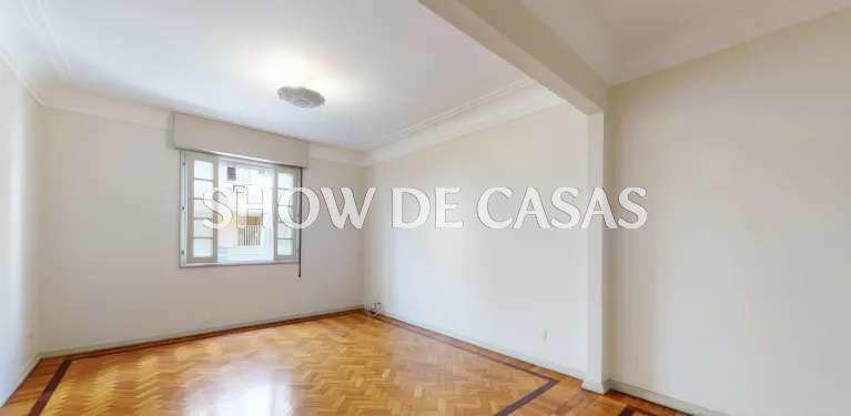 Apartamento à venda com 3 quartos, 134m² - Foto 2