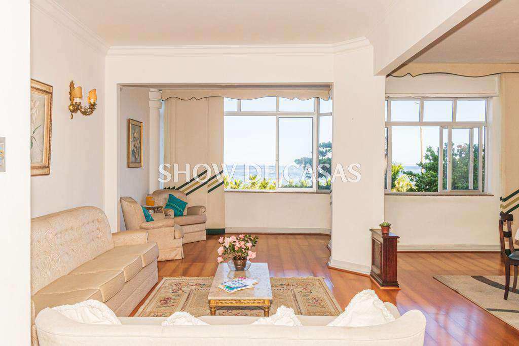 Apartamento à venda com 3 quartos, 192m² - Foto 10