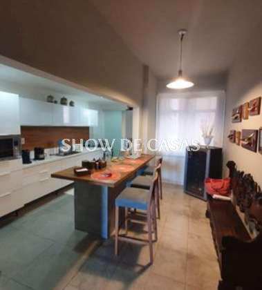 Apartamento à venda com 4 quartos, 232m² - Foto 14