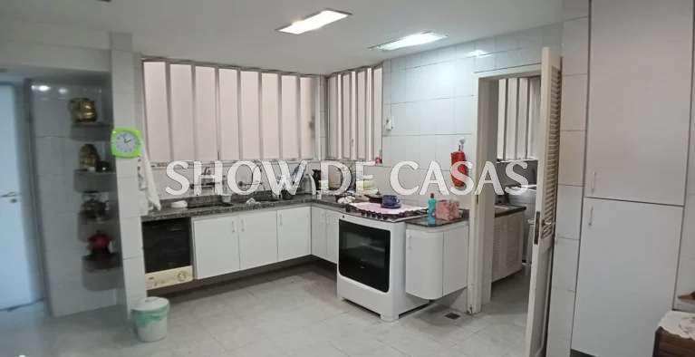 Apartamento à venda com 4 quartos, 240m² - Foto 22