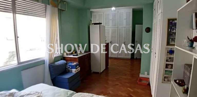 Apartamento à venda com 4 quartos, 240m² - Foto 8