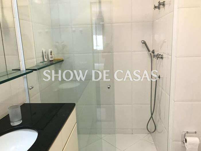 Apartamento à venda com 4 quartos, 245m² - Foto 8