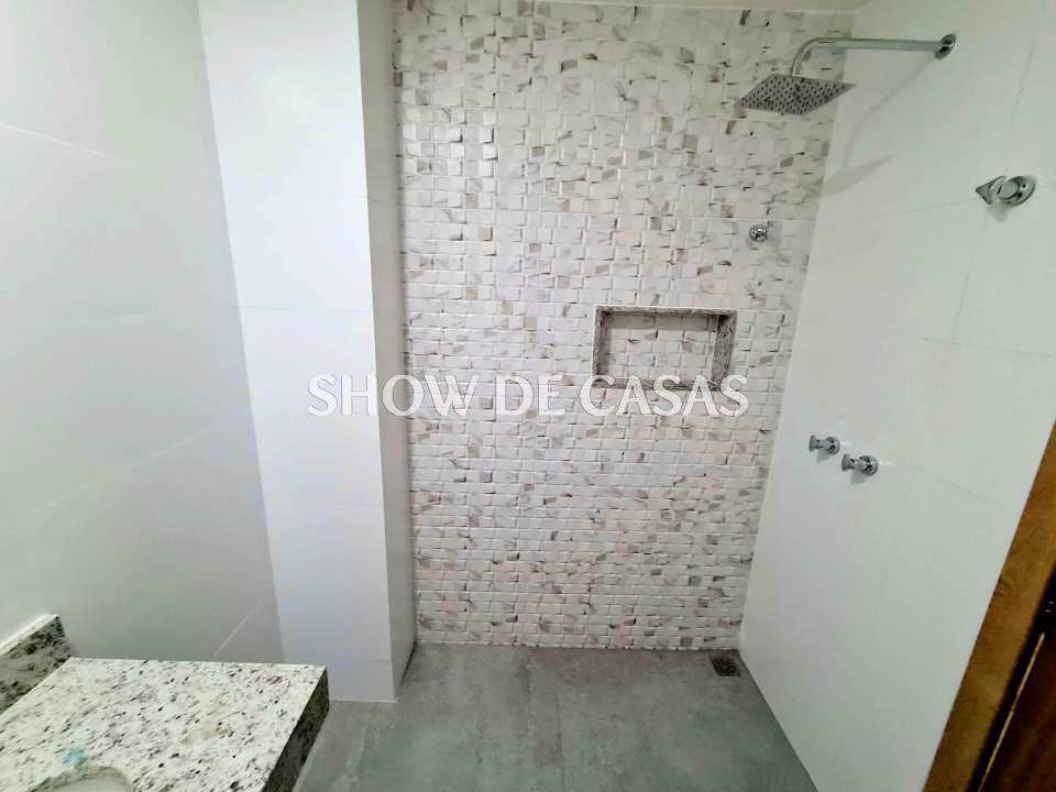 Apartamento à venda com 4 quartos, 185m² - Foto 25