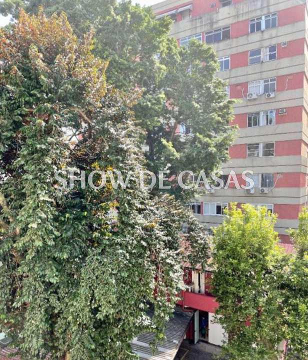 Apartamento à venda com 1 quarto, 62m² - Foto 9