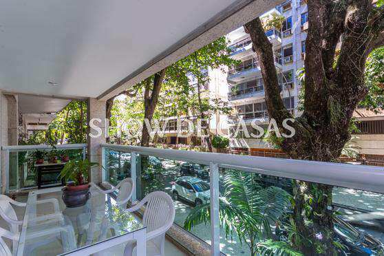 Apartamento à venda com 3 quartos, 170m² - Foto 3