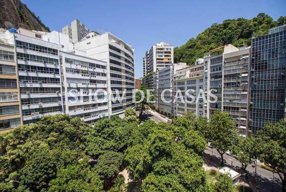 Apartamento à venda com 4 quartos, 300m² - Foto 1