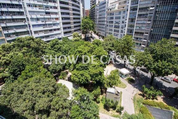 Apartamento à venda com 4 quartos, 300m² - Foto 2