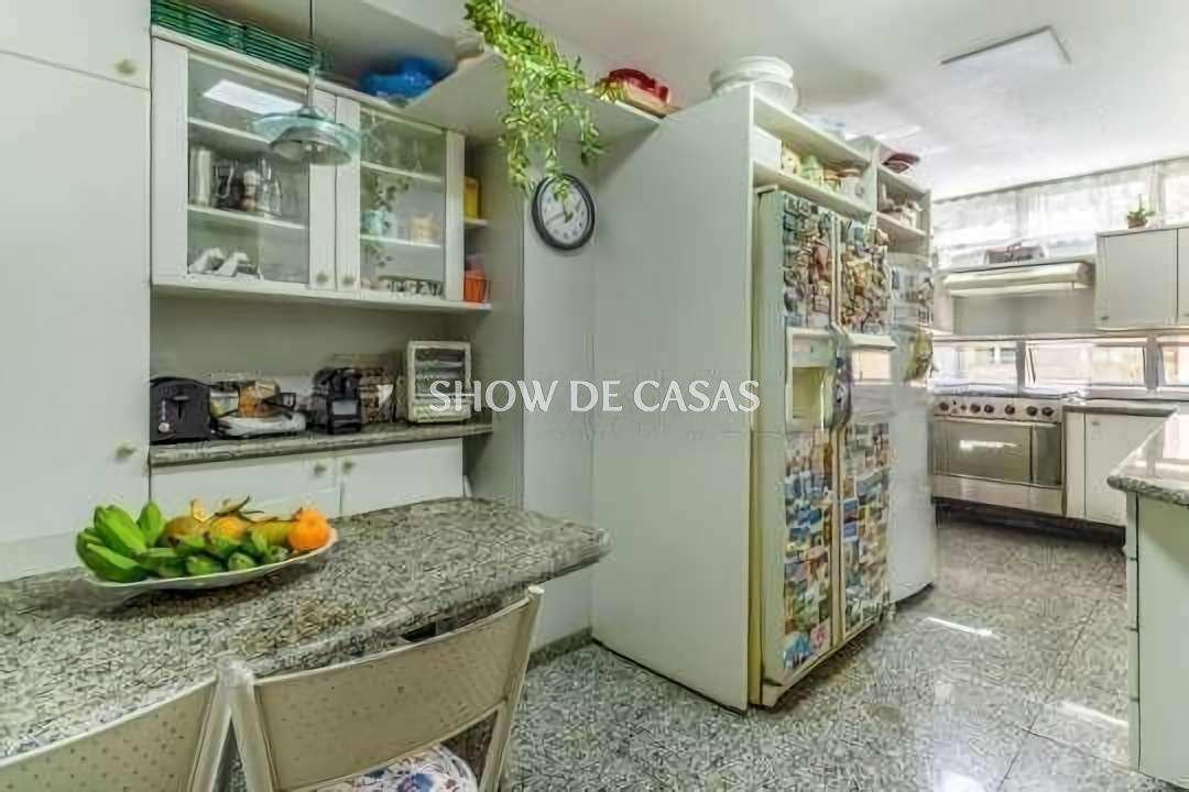 Apartamento à venda com 4 quartos, 182m² - Foto 20