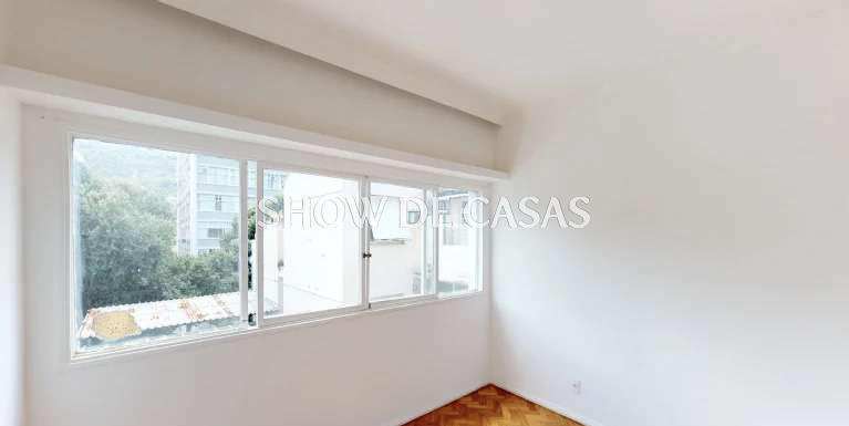 Apartamento à venda com 3 quartos, 120m² - Foto 2