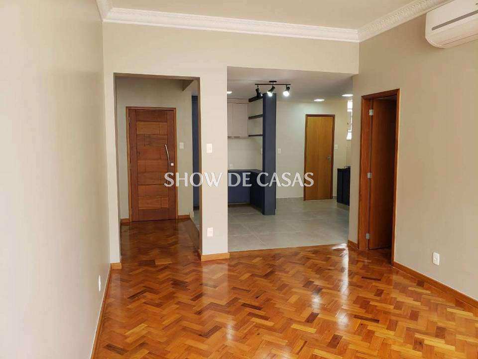 Apartamento à venda com 3 quartos, 81m² - Foto 2