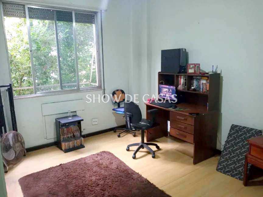 Apartamento à venda com 3 quartos, 80m² - Foto 4