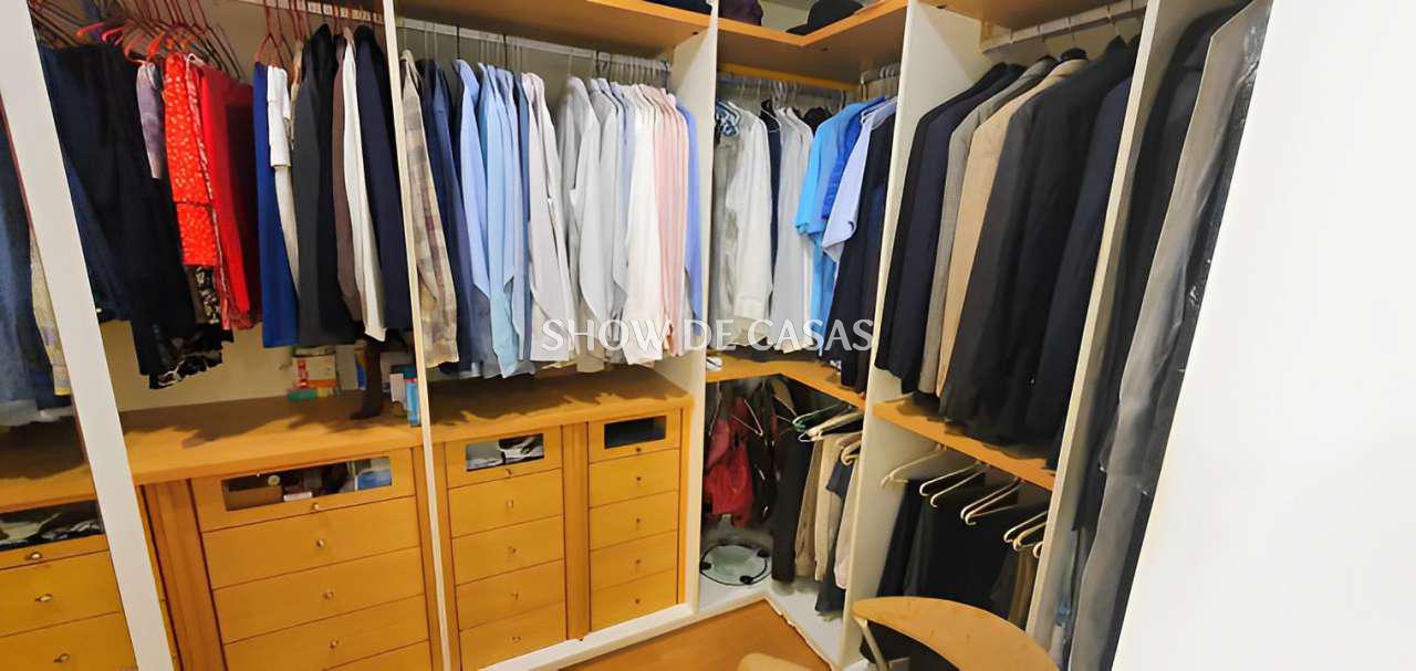 Apartamento à venda com 4 quartos, 190m² - Foto 11