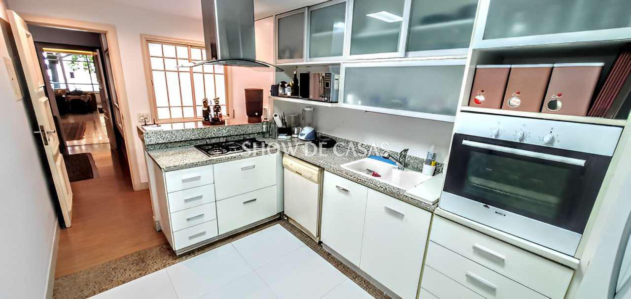 Apartamento à venda com 4 quartos, 190m² - Foto 13