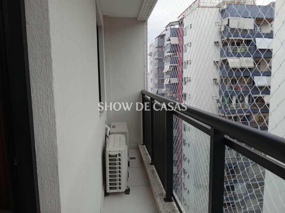 Apartamento à venda com 3 quartos, 149m² - Foto 1