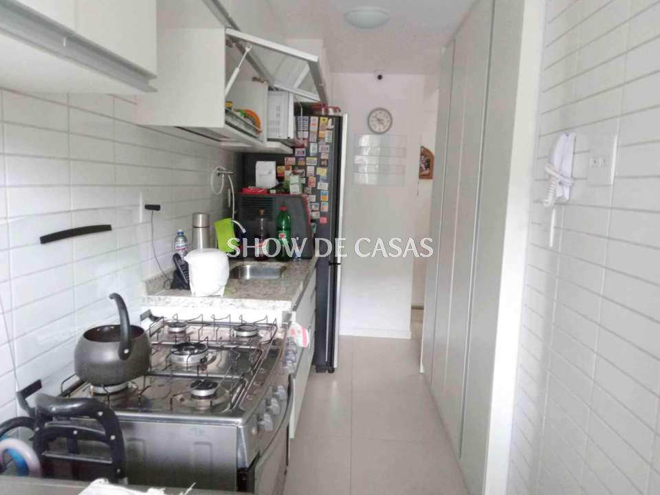 Apartamento à venda com 3 quartos, 149m² - Foto 18