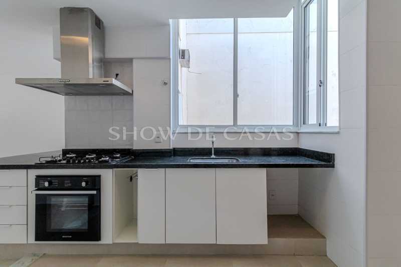 Apartamento à venda com 3 quartos, 135m² - Foto 22