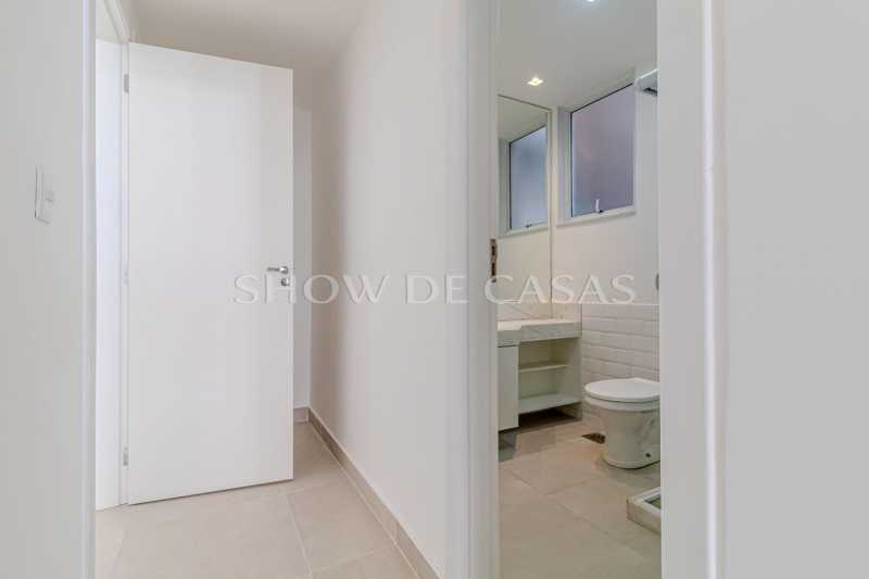 Apartamento à venda com 3 quartos, 135m² - Foto 15