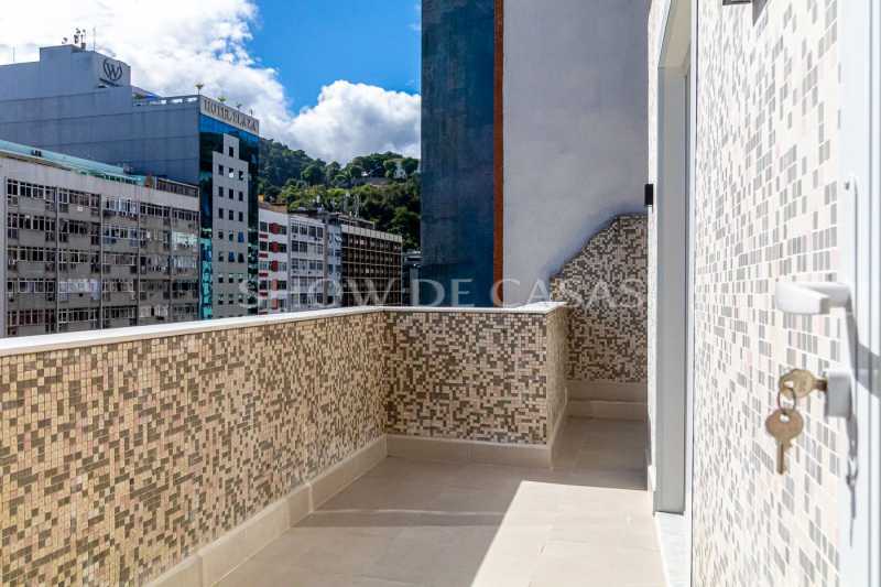 Apartamento à venda com 3 quartos, 135m² - Foto 2