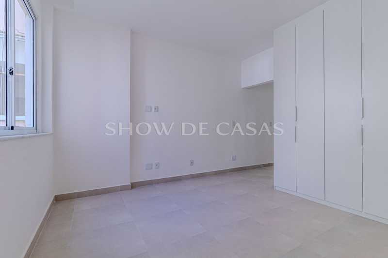 Apartamento à venda com 3 quartos, 135m² - Foto 17