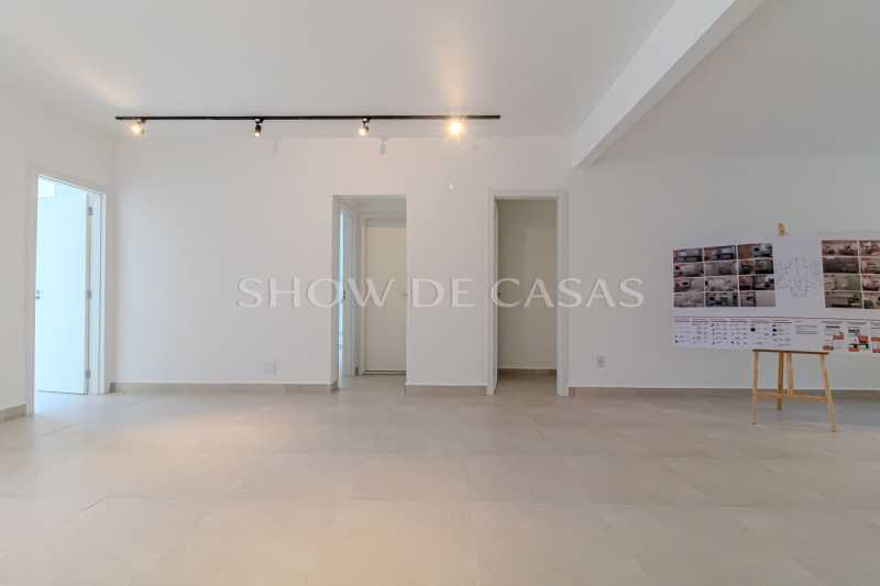 Apartamento à venda com 3 quartos, 135m² - Foto 7