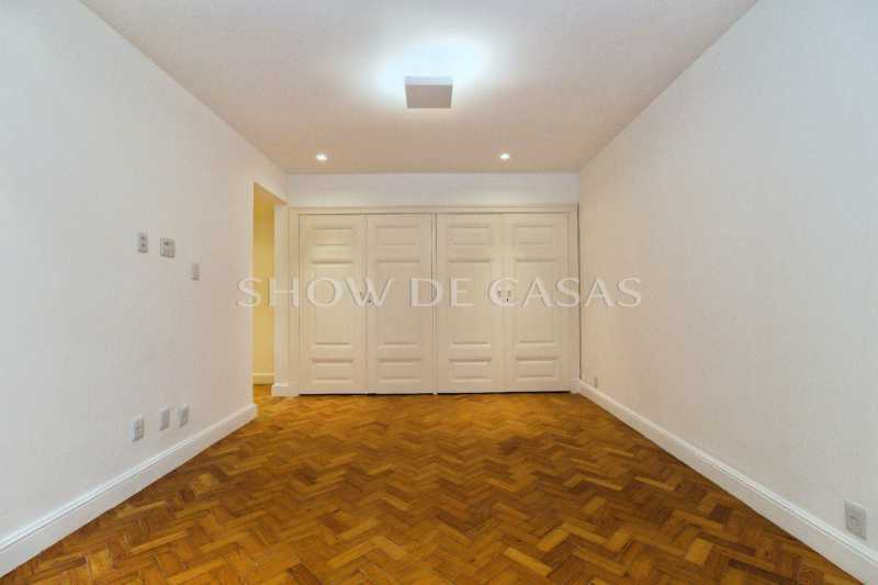 Apartamento à venda com 4 quartos, 420m² - Foto 15