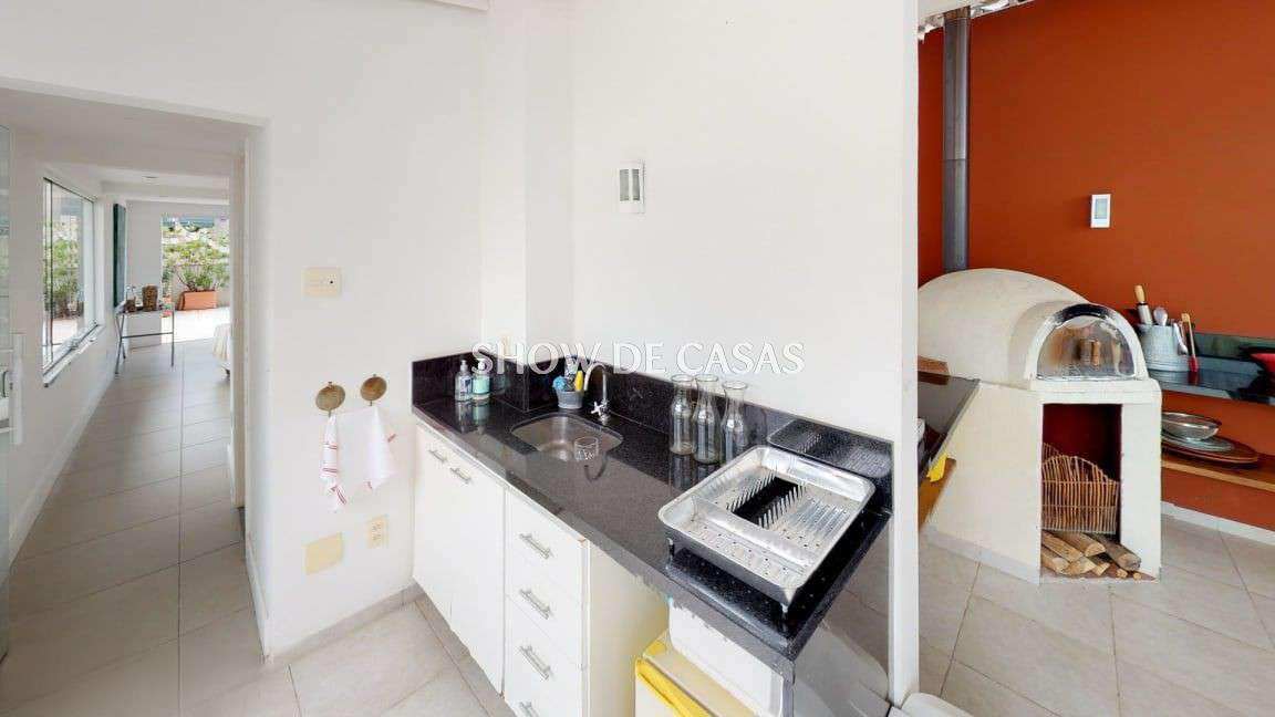 Apartamento à venda com 3 quartos, 237m² - Foto 15