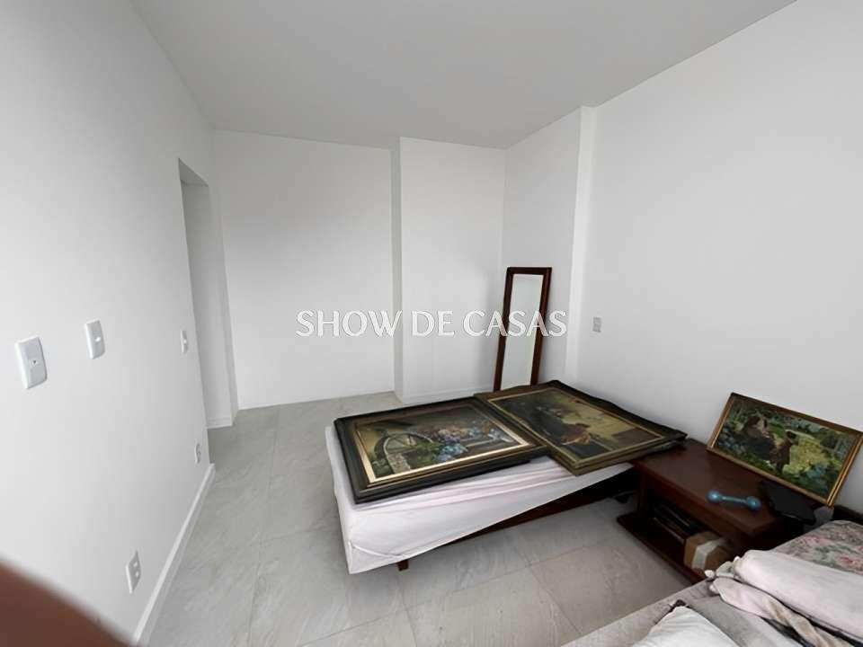 Apartamento à venda com 2 quartos, 75m² - Foto 14