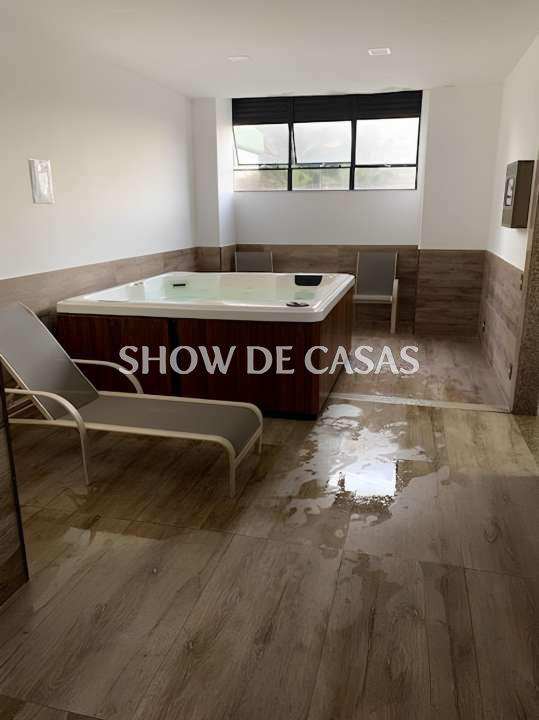 Apartamento à venda com 2 quartos, 75m² - Foto 18