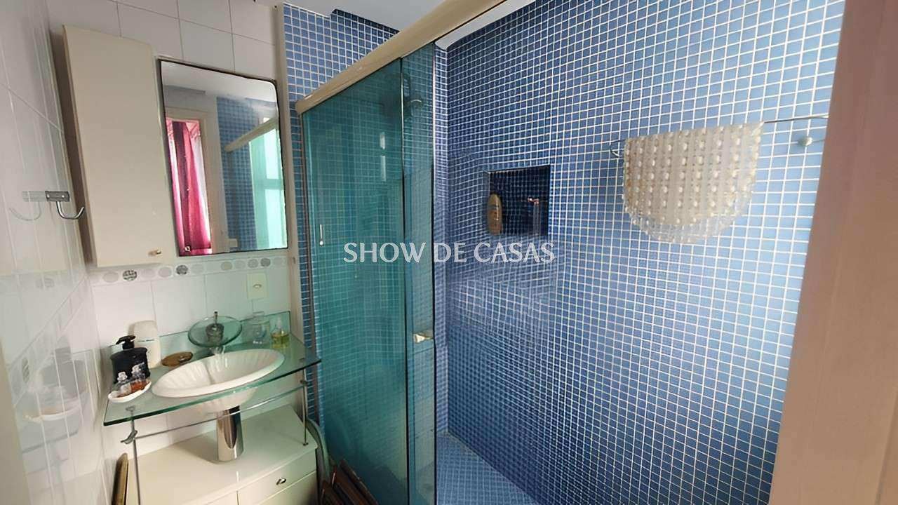 Apartamento à venda com 2 quartos, 72m² - Foto 11