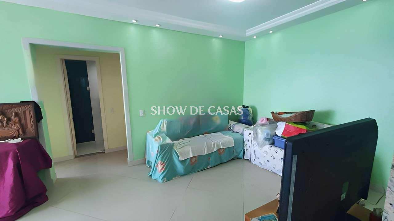 Apartamento à venda com 2 quartos, 72m² - Foto 3