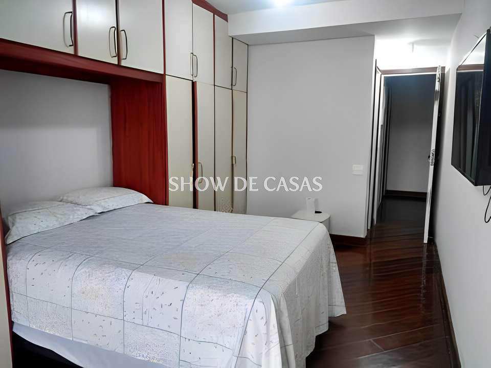 Apartamento à venda com 3 quartos, 140m² - Foto 6