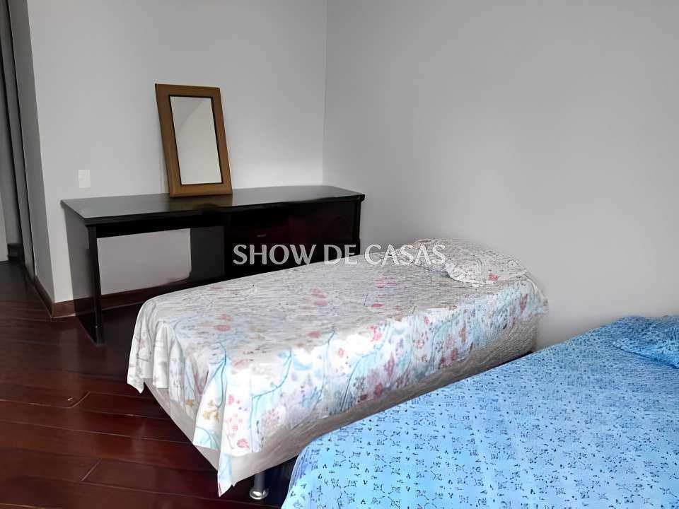 Apartamento à venda com 3 quartos, 140m² - Foto 9