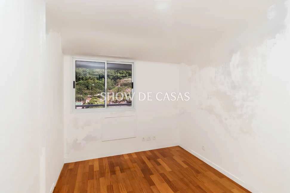 Apartamento à venda com 3 quartos, 94m² - Foto 4