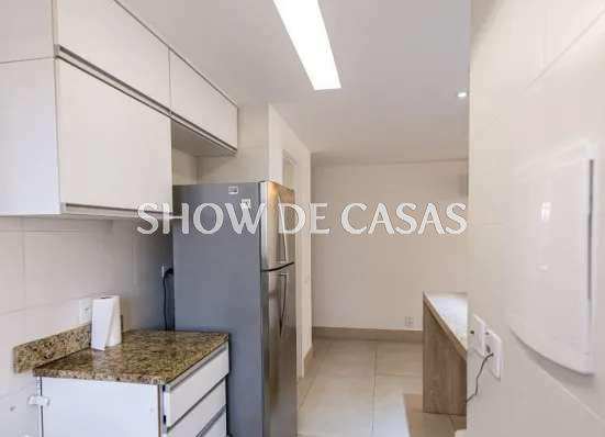 Apartamento à venda com 2 quartos, 90m² - Foto 15