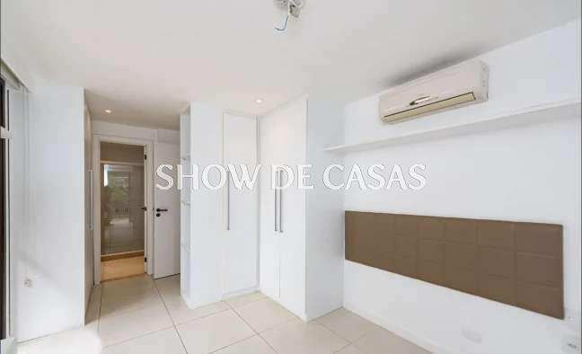 Apartamento à venda com 2 quartos, 90m² - Foto 6