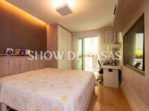 Apartamento à venda com 4 quartos, 152m² - Foto 10