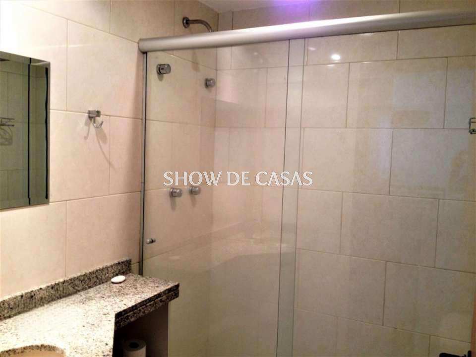 Apartamento à venda com 2 quartos, 75m² - Foto 13