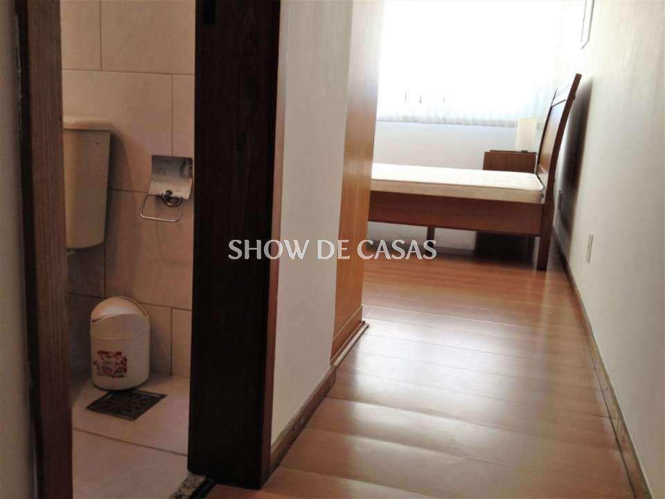 Apartamento à venda com 2 quartos, 75m² - Foto 3