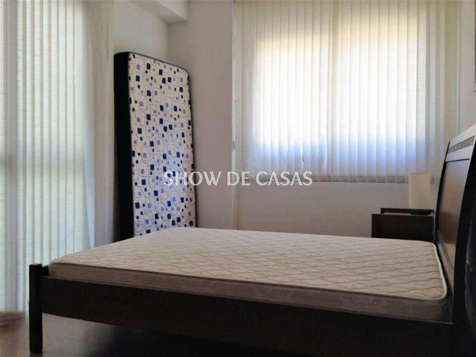 Apartamento à venda com 2 quartos, 75m² - Foto 4